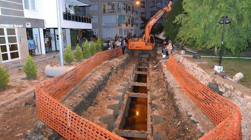 Finike&rsquo;ye 12 Kilometre Kanalizasyon