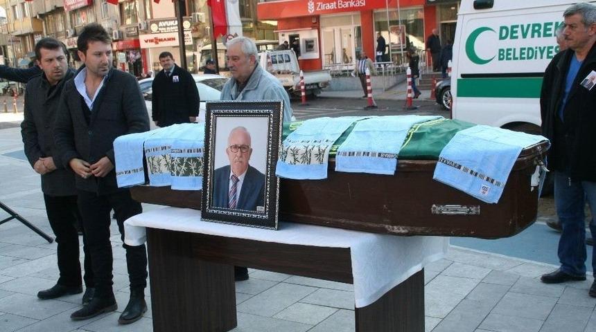 Devrekli Okul M&uuml;d&uuml;r&uuml; Son Yolculuğuna T&ouml;renle Uğurlandı