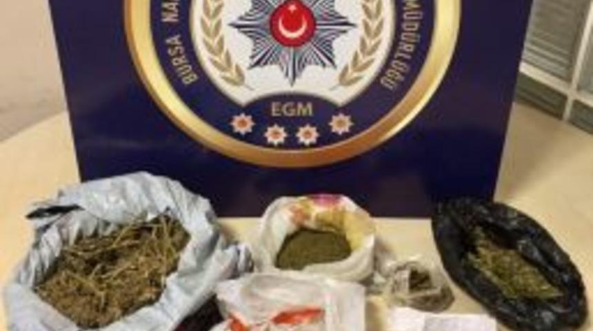 Bursa&rsquo;da Uyuşturucu Operasyonu: 4 G&ouml;zaltı