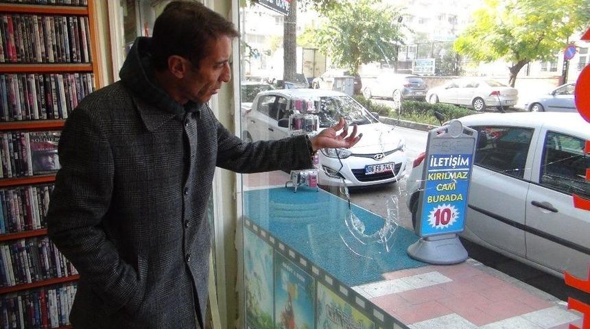 Mhp&rsquo;li İl&ccedil;e Başkanının D&uuml;kkanı Kurşunlandı