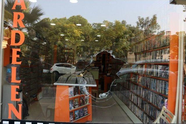 Mhp&rsquo;li İl&ccedil;e Başkanının D&uuml;kkanı Kurşunlandı 2