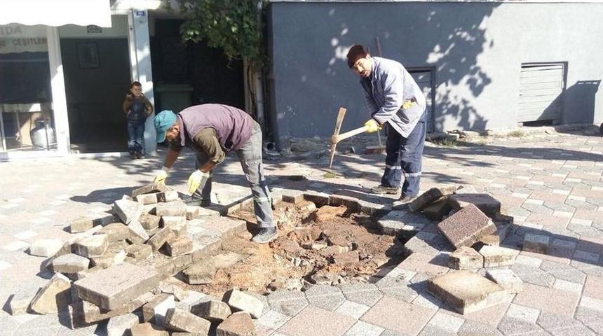 K&ouml;rfez&rsquo;de Kaldırımlar Bakıma Alındı