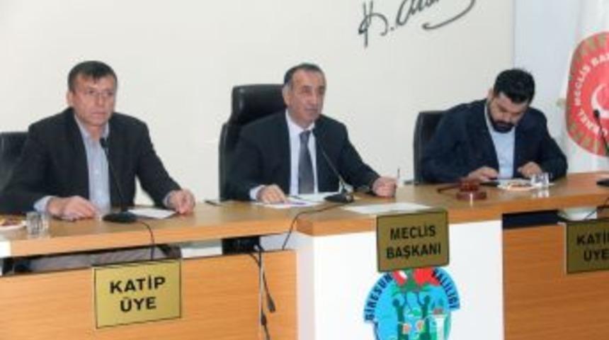 Valinin Kredi Kartı İle İlgili A&ccedil;ıklama Geldi