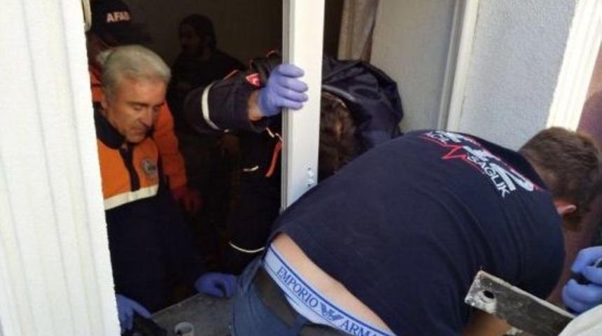 Kapıdan Sığmayınca, Pencereden &Ccedil;ıkarıldı