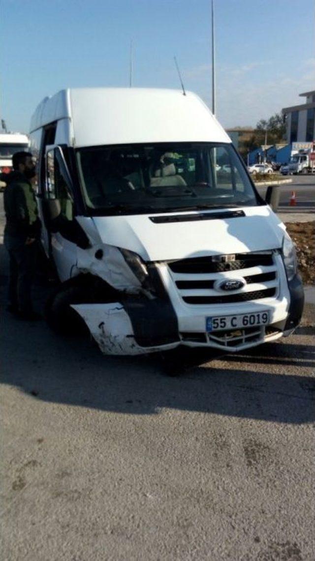 Samsun’da Öğrenci Servisi Kaza Yaptı: 9 Yaralı