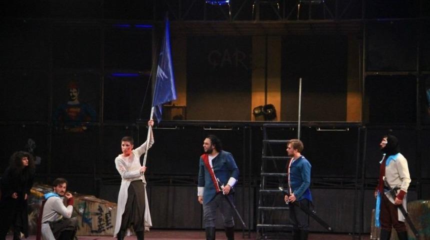 Şehir Tiyatrolarına Direklerarası&rsquo;ndan &Ouml;d&uuml;l