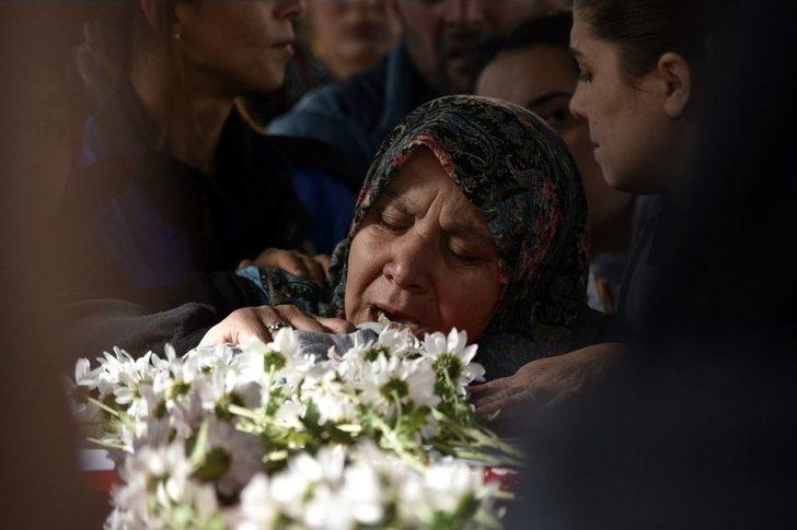 Gümüşhane Şehidini Gözyaşlarıyla Uğurladı G2