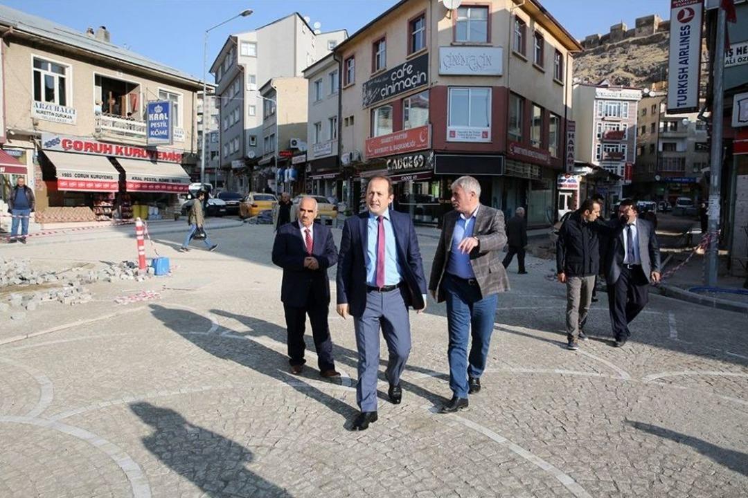 Vali Ali Hamza Pehlivan, Esnaf Ve Vatandaşları Ziyaret Etti