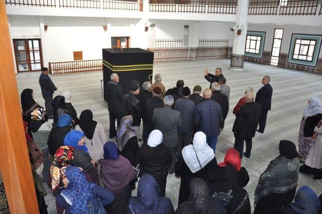 Umrecilere Eğitim Semineri 1