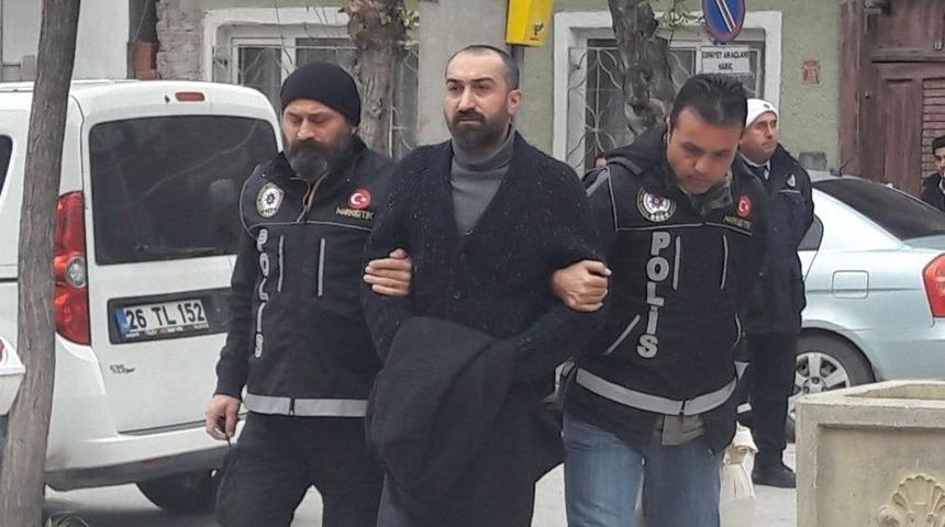 Eskişehir&rsquo;e 8 Kilo 240 Gram Eroin Sokmaya &Ccedil;alışan Kişi Adliyeye Sevk Edildi