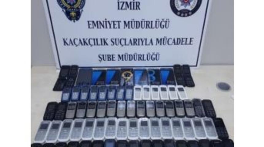 G&uuml;mr&uuml;k Ka&ccedil;ağı Telefonları Piyasaya S&uuml;remeden Yakalandı