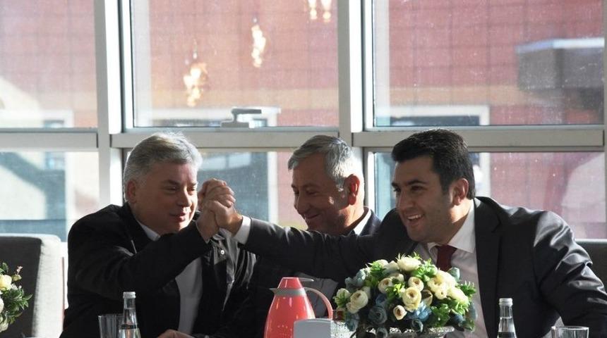 Kemalpaşa&rsquo;da Mahalle Buluşmaları Devam Ediyor