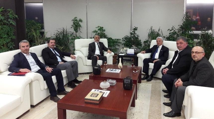 Om&uuml;&rsquo;de Ulaşım Sorunları Ele Alındı