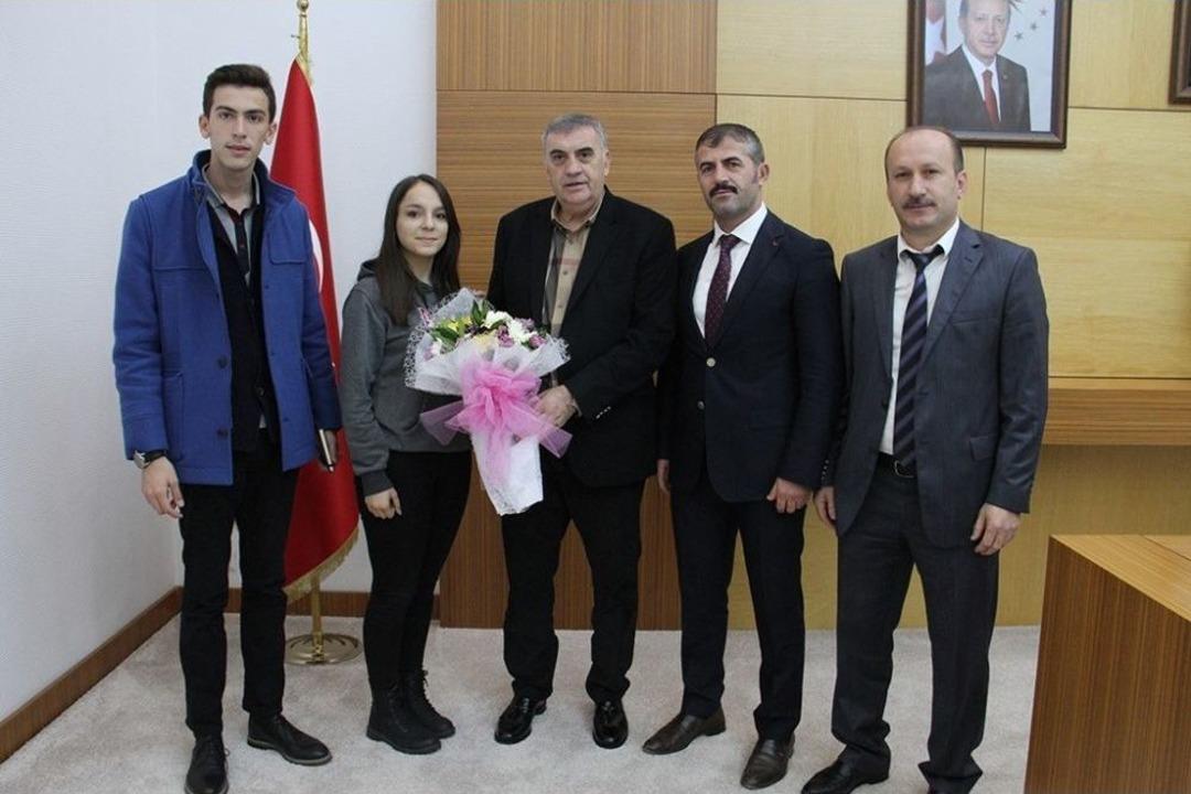 Atat&uuml;rk Lisesi&rsquo;nden Başkan To&ccedil;oğlu&rsquo;na Ziyaret