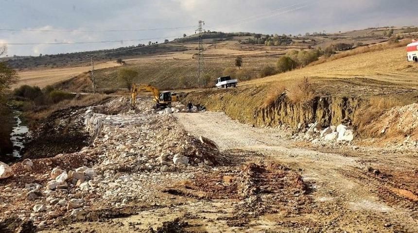 Doğan&ccedil;ayır Yolunda Erozyon