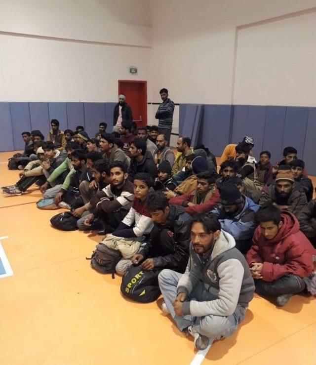 Tosya’da 121 Kaçak Göçmen Yakalandı