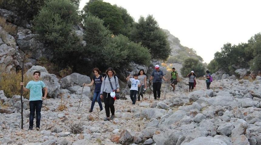 D&ouml;gem&rsquo;den &ldquo;tarihi D&ouml;şemeyol&rsquo;da Ataya Saygı Y&uuml;r&uuml;y&uuml;ş&uuml;&rdquo;
