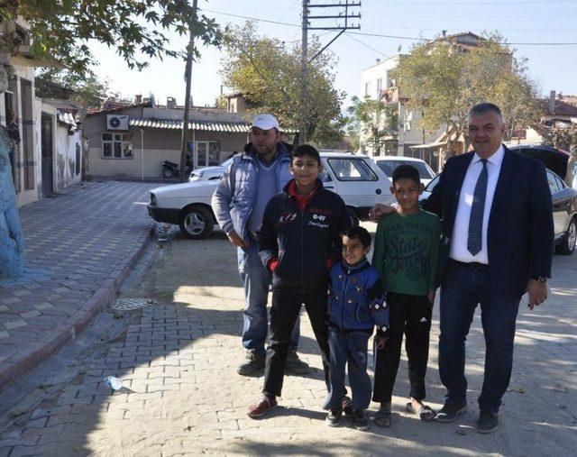 Hacıishak Mahallesinde Parke &Ccedil;alışması 1