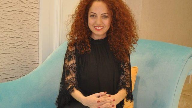 Yıldırım, 2018 Gelinlik Koleksiyonunu Tanıtacak