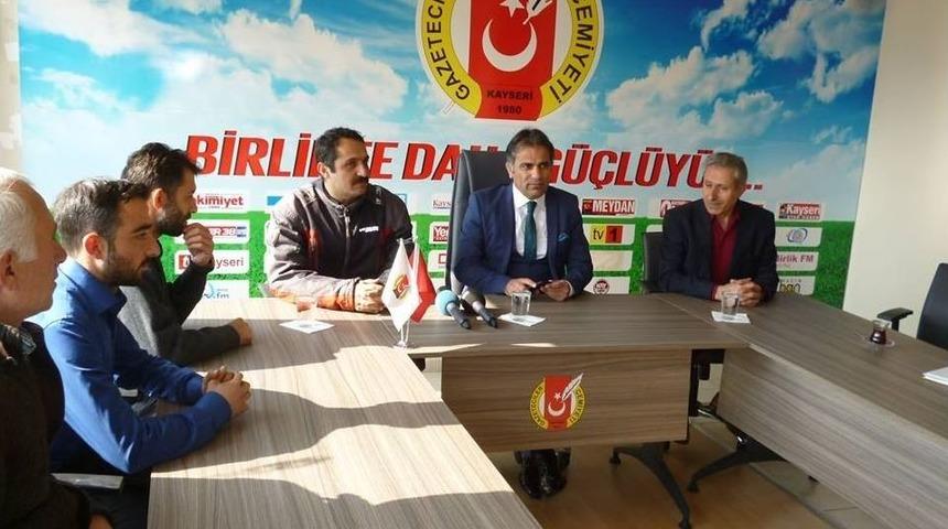 Motosikletli Kuryeler Emeklilik Yasası İstiyor