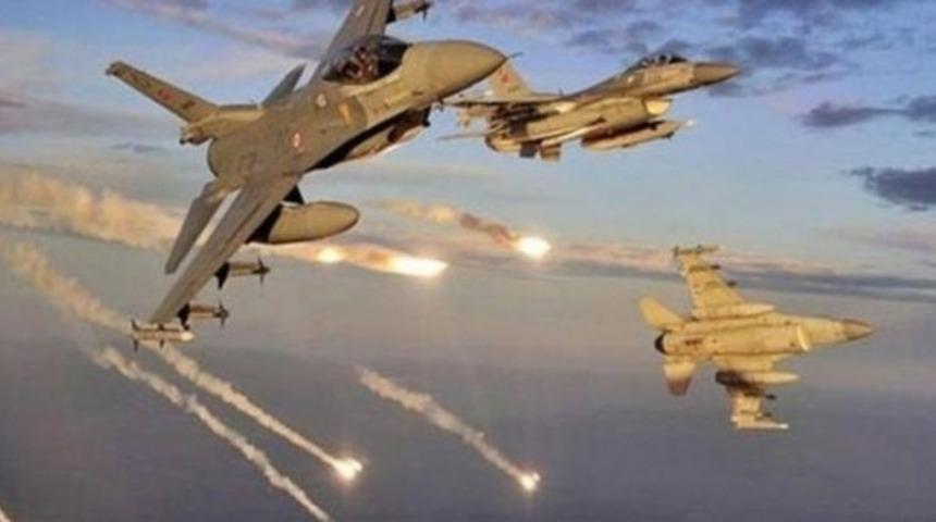 TSK: Şırnak'ta silahlı 5 terörit öldürüldü