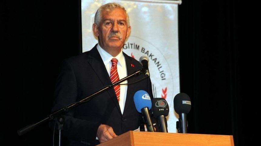 Milli Eğitim M&uuml;d&uuml;r&uuml; Elmalı Okul M&uuml;d&uuml;rleriyle Bir Araya Geldi