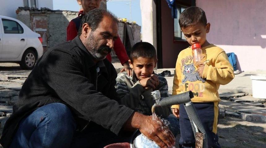 (&ouml;zel Haber) Eşi Tutuklanan Adam 4 &Ccedil;ocuğuyla Ortada Kaldı