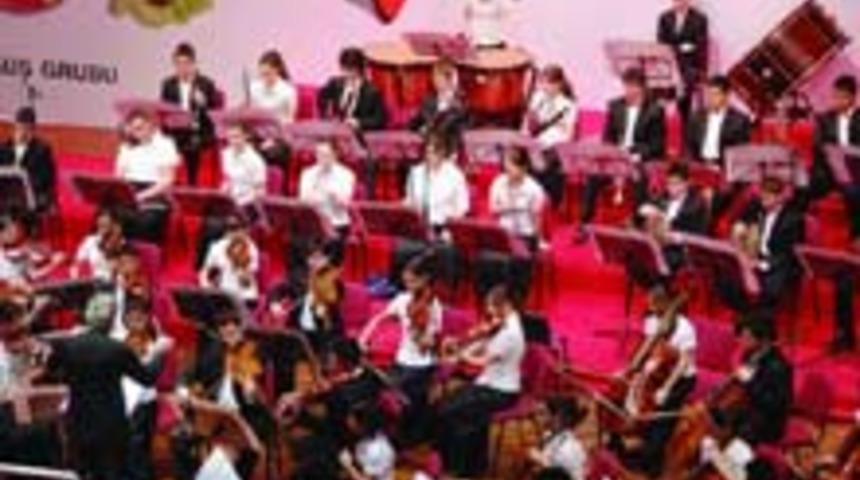 Doğuş &Ccedil;ocuk Senfoni Orkestrası Antalya'da