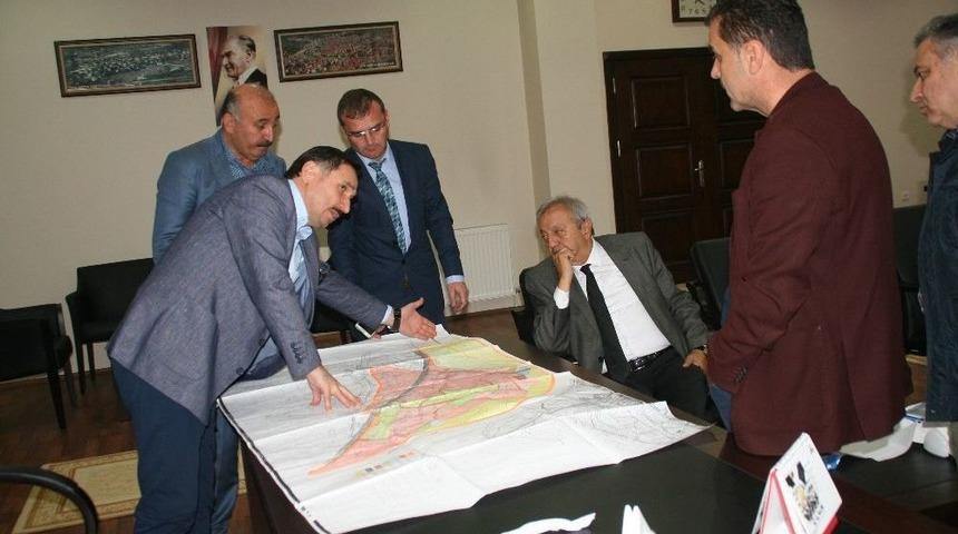 Devrek Tso Belediye Başkanları İle Birlikte Osb İ&ccedil;in İstişare Toplantısı D&uuml;zenledi