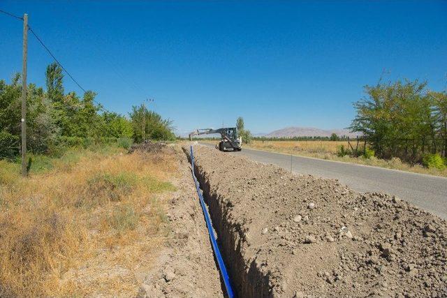 G&uuml;zelk&ouml;y&rsquo;&uuml;n İ&ccedil;mesuyu Altyapısı Yenilendi 2