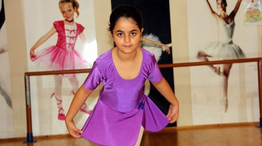 Savaşın &Ccedil;ocuğu &ldquo;noor&rdquo; Balerin Olma Hayaline Kavuştu