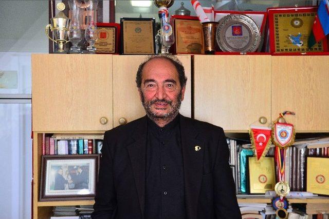 Muzaffer Ilıcak: “yetkililer Güreşe Sahip Çıkmalı”