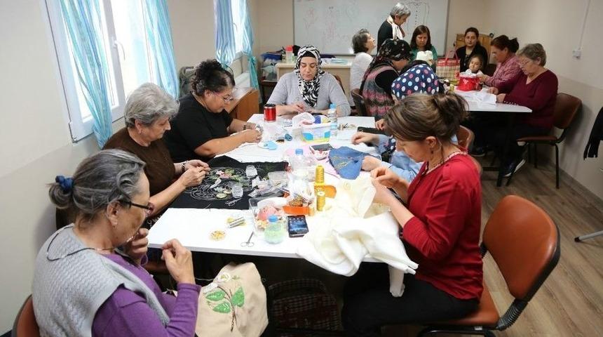 Odunpazarı&rsquo;nda Dekoratif Pul Ve Boncuk İşleme Eğitimi