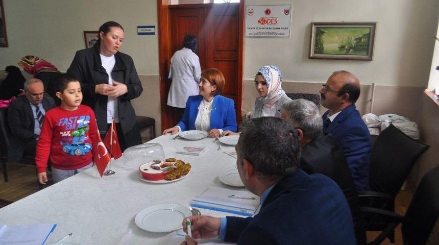 Minik Y&uuml;rekler Ekmek İsrafına Dikkat &Ccedil;ekti