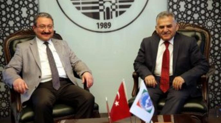 Melikgazi Belediye Başkanı B&uuml;y&uuml;kkılı&ccedil;: "bilimin Merkezi Kayseri"