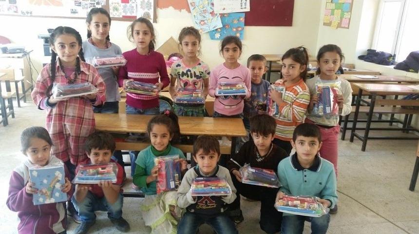 Kulp Belediyesinden 2 Bin 124 &Ouml;ğrenciye Kırtasiye Yardımı