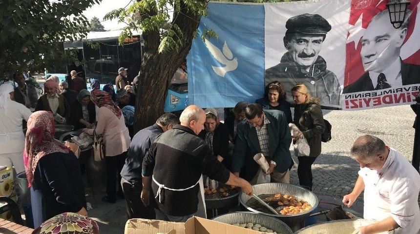 Merhum Eski Başbakan Ecevit Akhisar&rsquo;da Anıldı
