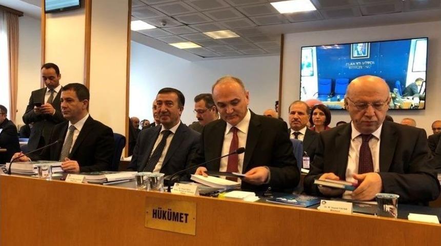 Aydemir Tbmm&rsquo;de Erzurum Mahalle K&uuml;lt&uuml;r&uuml;n&uuml; Anlattı