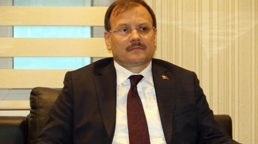 Başbakan Yardımcısı Hakan &Ccedil;avuşoğlu Diyarbakır&rsquo;da