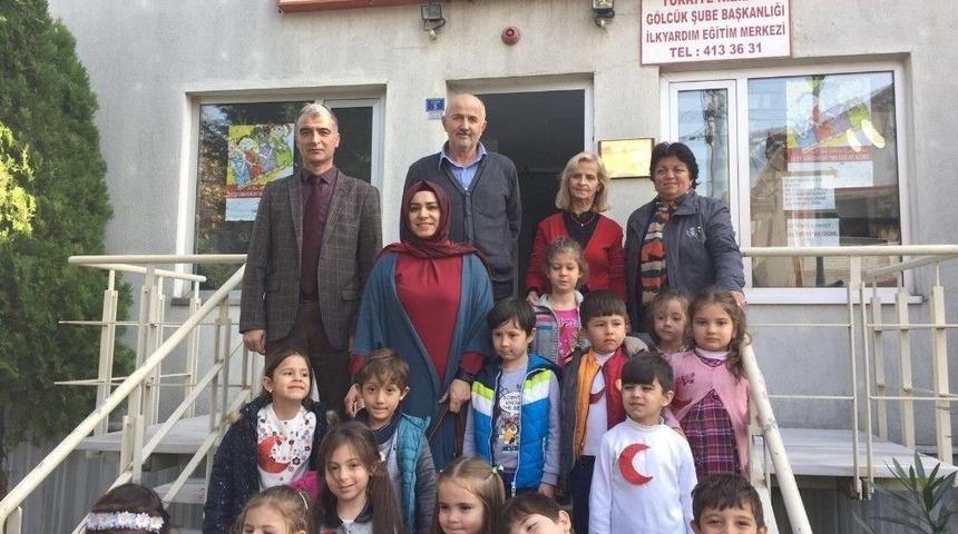 Ana Sınıfı Öğrencileri Harçlıklarını Kızılay’a Bağışladı