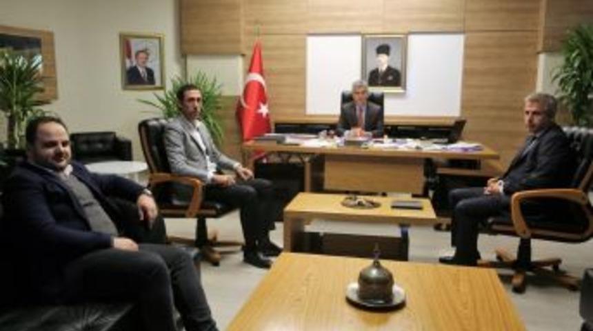 Cizre&rsquo;de Dicle Nehri&rsquo;nin İki Yakası Taş K&ouml;pr&uuml;yle Bağlanıyor