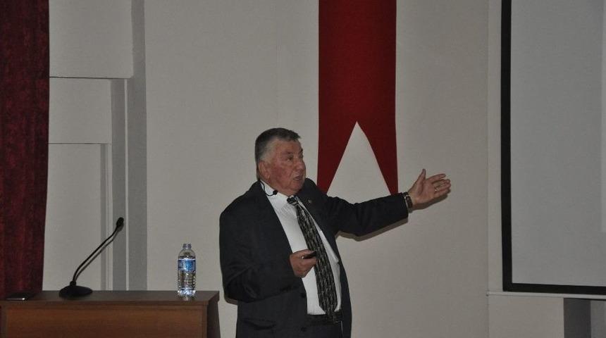 Ak&ccedil;i&ccedil;ek: &ldquo;bilimsiz Geleceğin Sonu Felakettir&rdquo;