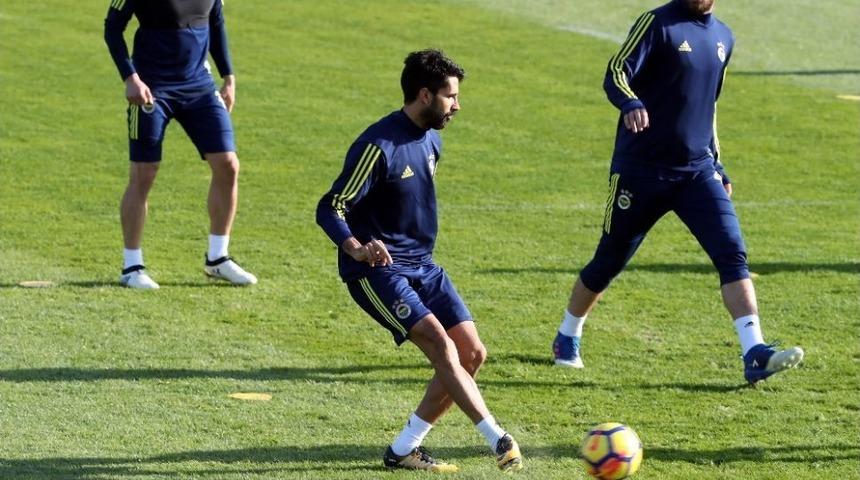 Fenerbah&ccedil;e Hazırlıklarını S&uuml;rd&uuml;rd&uuml;