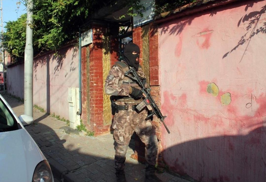 Beyoğlu&rsquo;nda &Ouml;zel Harekat Polisli Narkotik Operasyonu