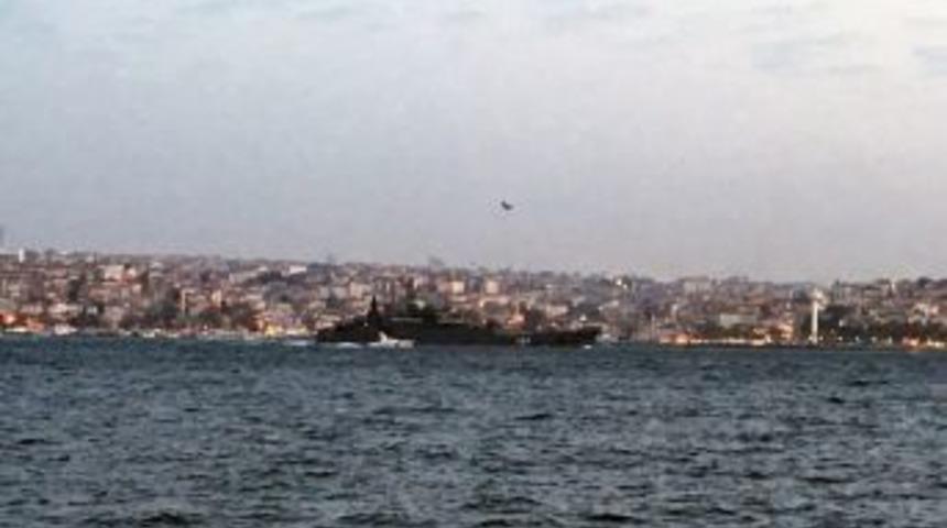Rus Savaş Gemisi İstanbul Boğazı&rsquo;ndan Ge&ccedil;ti