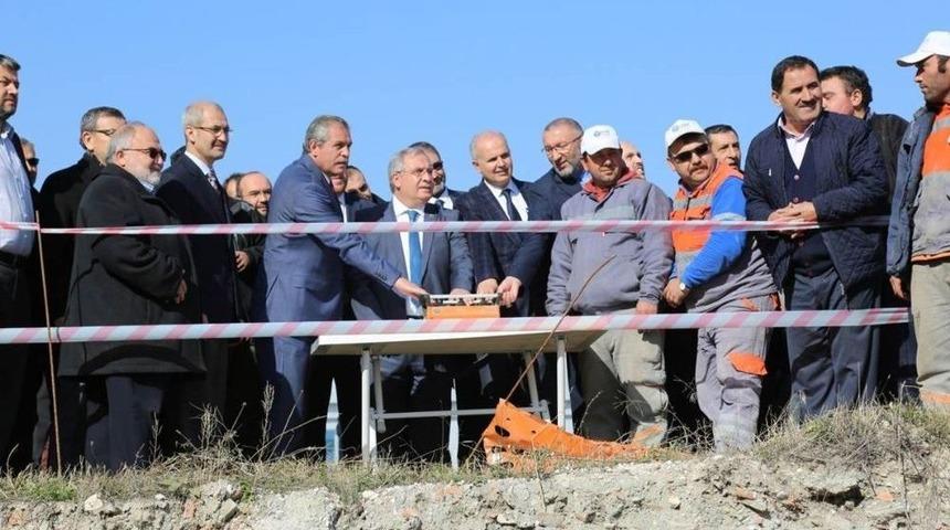 K&uuml;tahya&rsquo;da Ribat Camisi Ve Kur&rsquo;an Kursu&rsquo;nun Temeli T&ouml;renle Atıldı