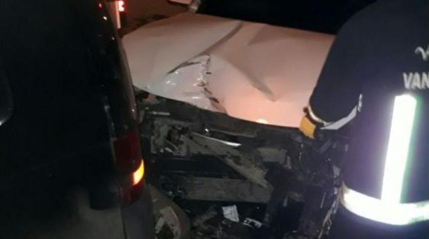 Van&rsquo;da Zincirleme Kaza; 1 Yaralı