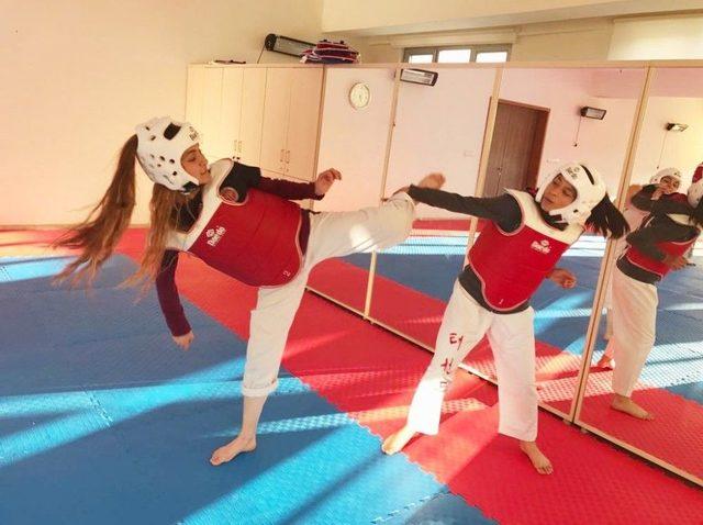 Çankırı Tekvandoda İddialı 1