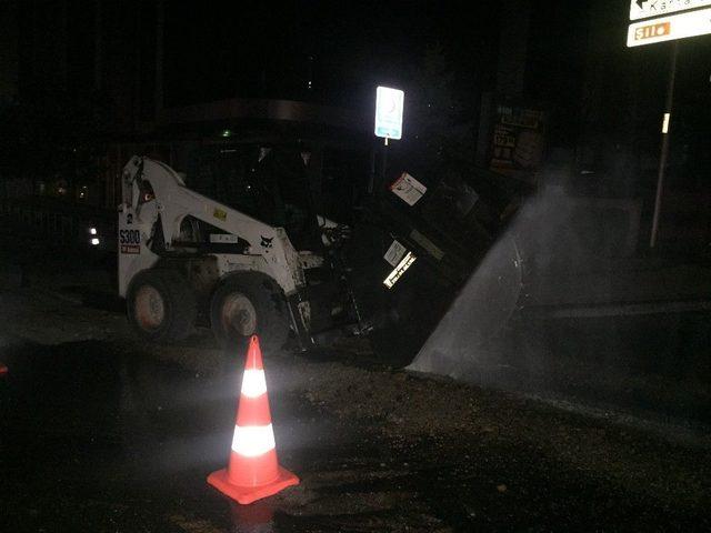 İstanbul&rsquo;da Nato Boru Hattı Delindi 3