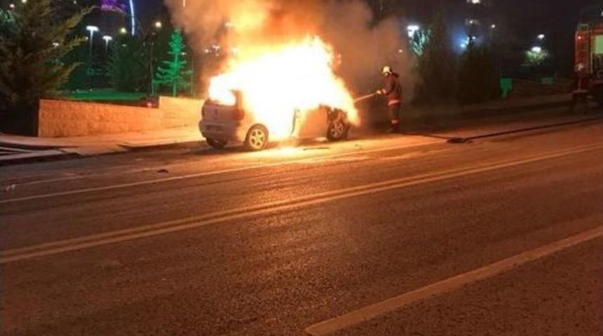 Başkent&rsquo;te Oto Yangını